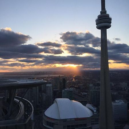 Ihost Suites Ice Condo Toronto Dış mekan fotoğraf