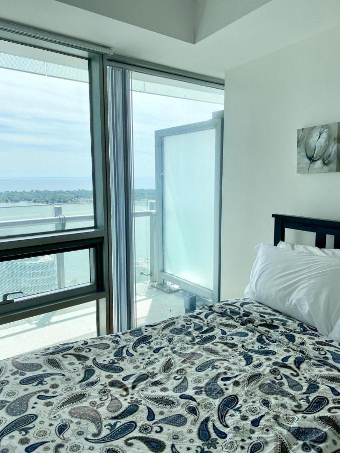 Ihost Suites Ice Condo Toronto Dış mekan fotoğraf