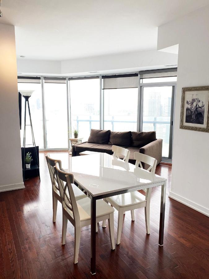 Ihost Suites Ice Condo Toronto Dış mekan fotoğraf
