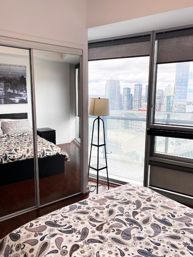 Ihost Suites Ice Condo Toronto Dış mekan fotoğraf