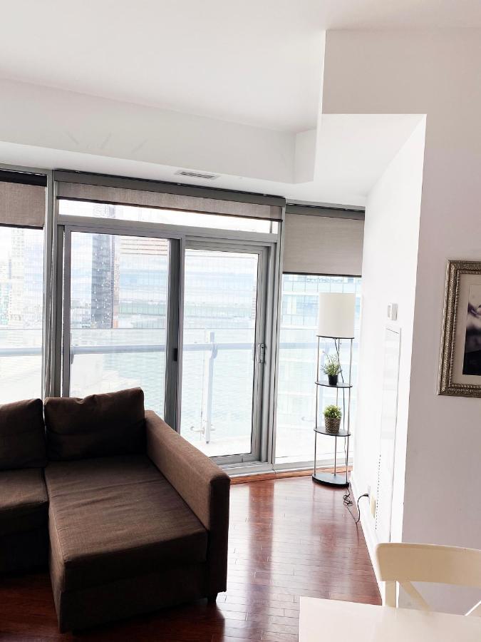 Ihost Suites Ice Condo Toronto Dış mekan fotoğraf