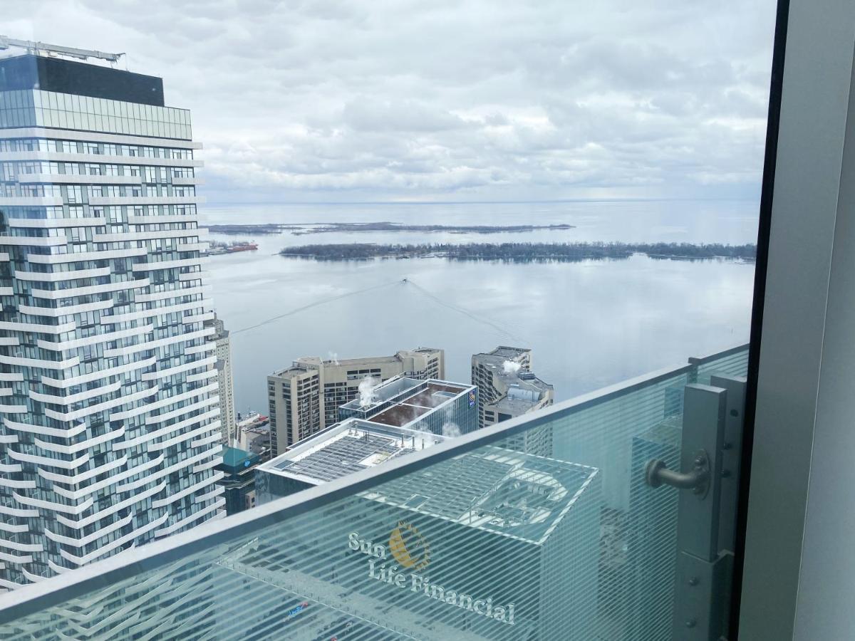 Ihost Suites Ice Condo Toronto Dış mekan fotoğraf