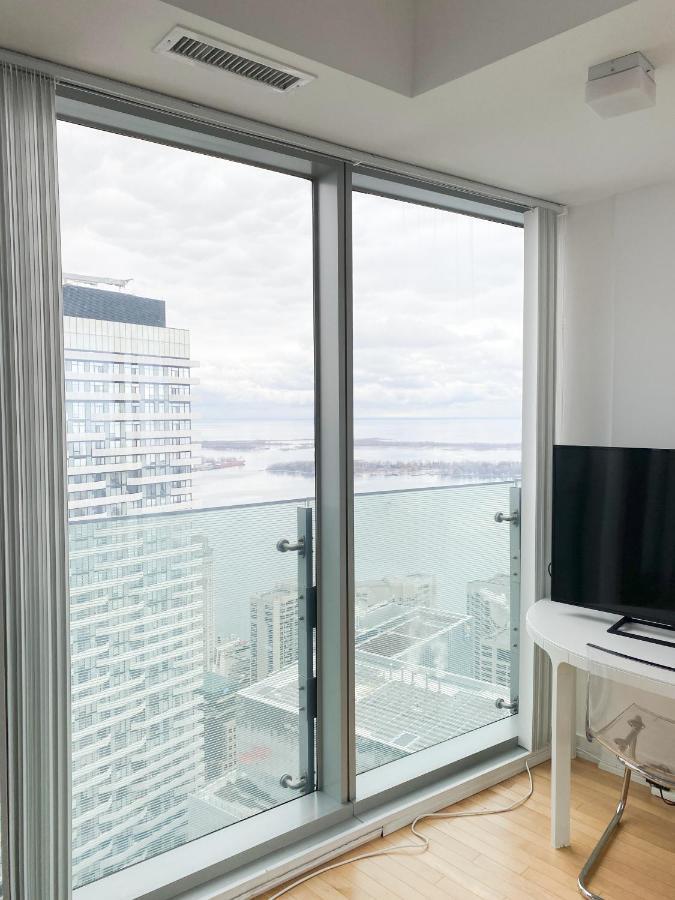 Ihost Suites Ice Condo Toronto Dış mekan fotoğraf