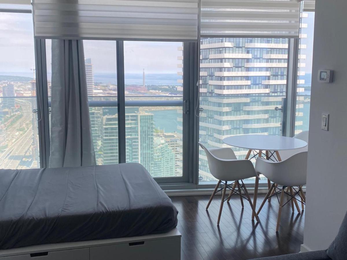 Ihost Suites Ice Condo Toronto Dış mekan fotoğraf