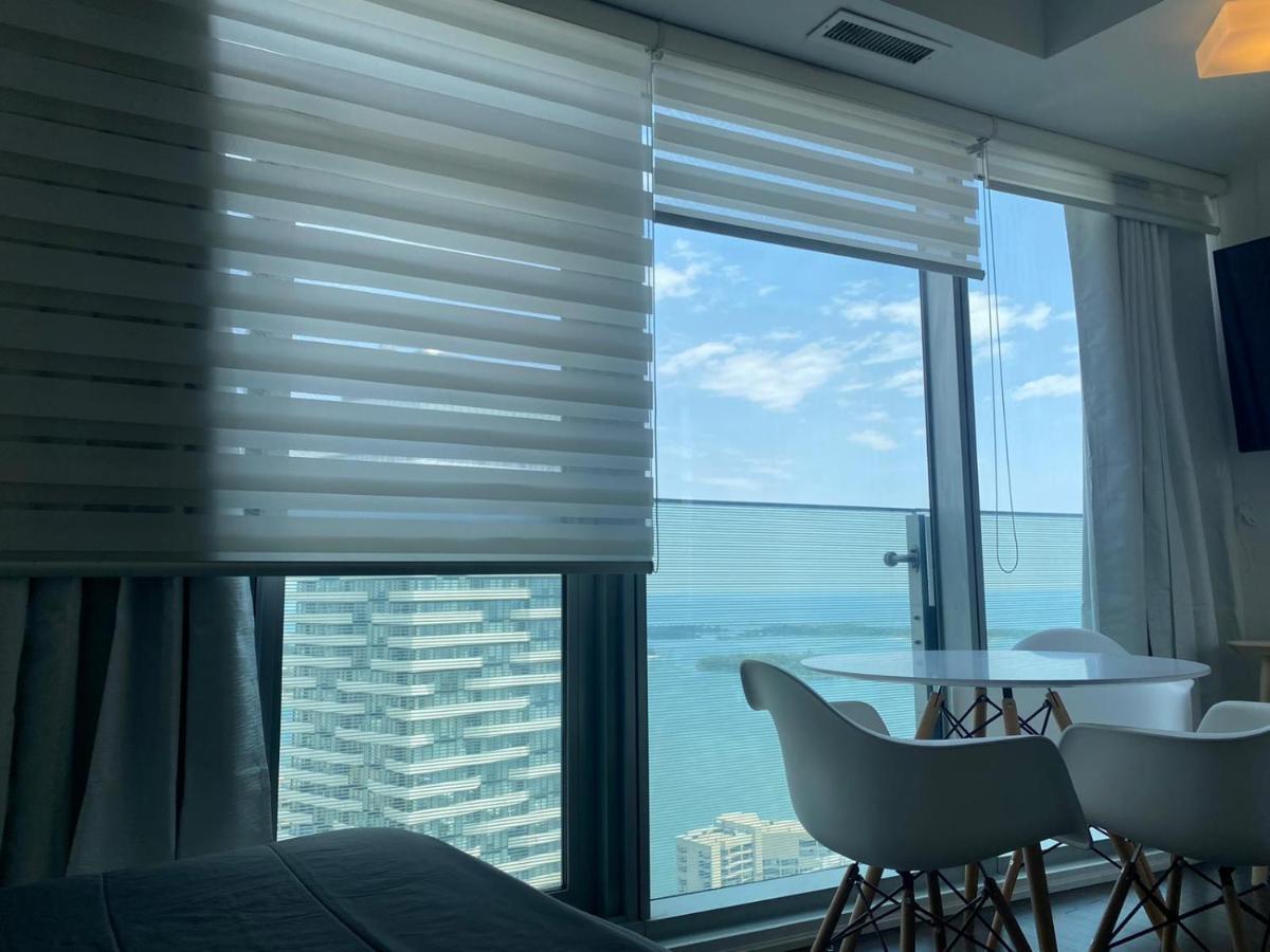 Ihost Suites Ice Condo Toronto Dış mekan fotoğraf