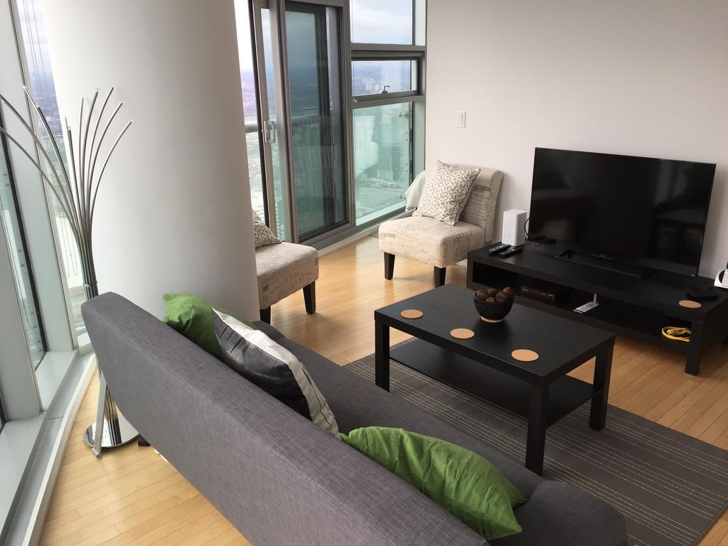 Ihost Suites Ice Condo Toronto Dış mekan fotoğraf